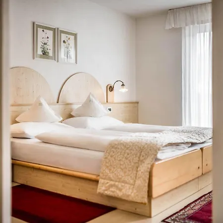 Hotel La Stua San Cassiano (Badia)